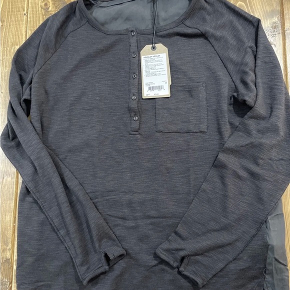 Prana Women's Black Charcoal Long-Sleeve Henley Jersey T-Shirt Top Size M - Picture 3 of 10